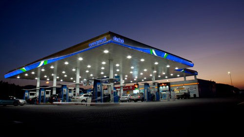 نفط عمان تفتتح محطة جديدة لتعبئة الوقود في الموالح